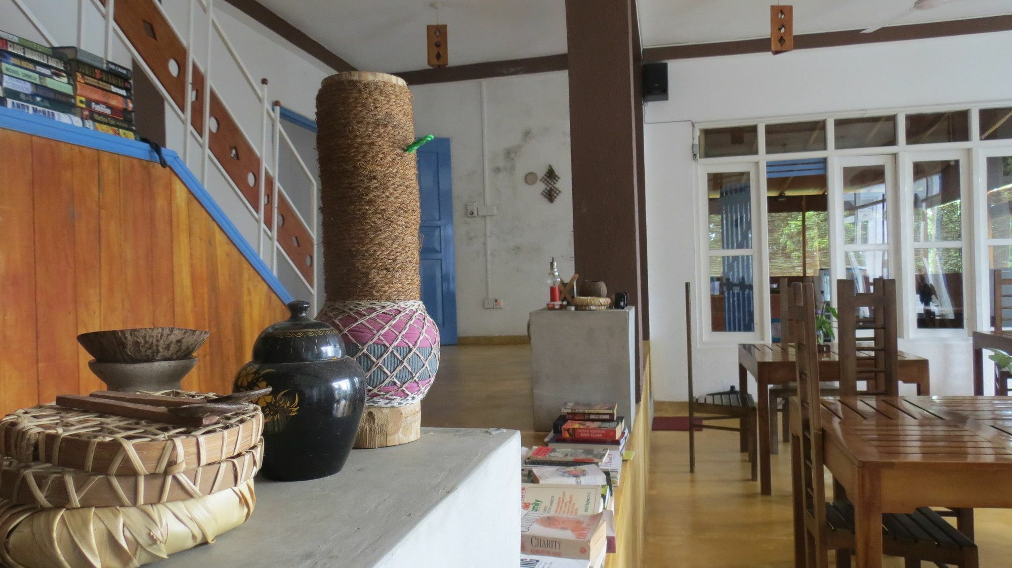 The Change Hotel Kandy Bagian luar foto