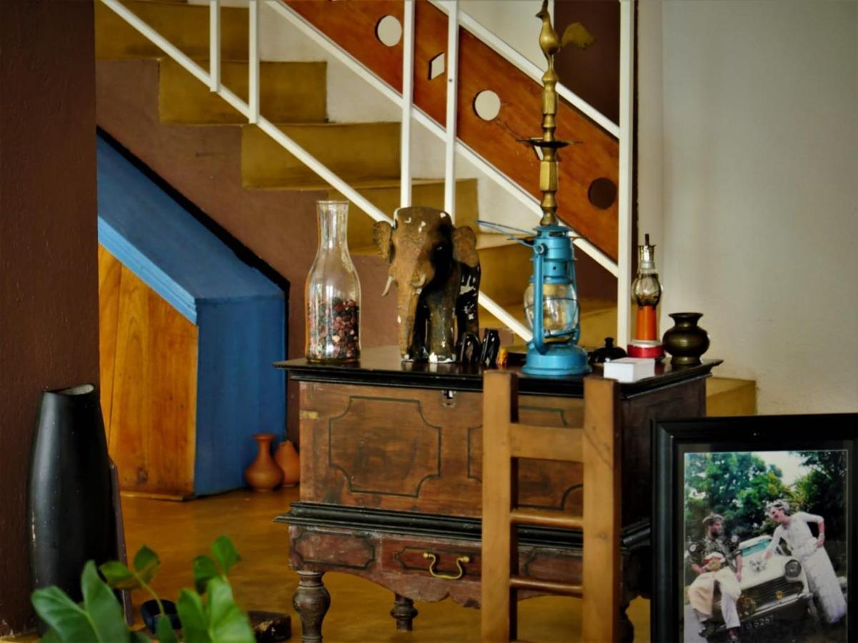 The Change Hotel Kandy Bagian luar foto